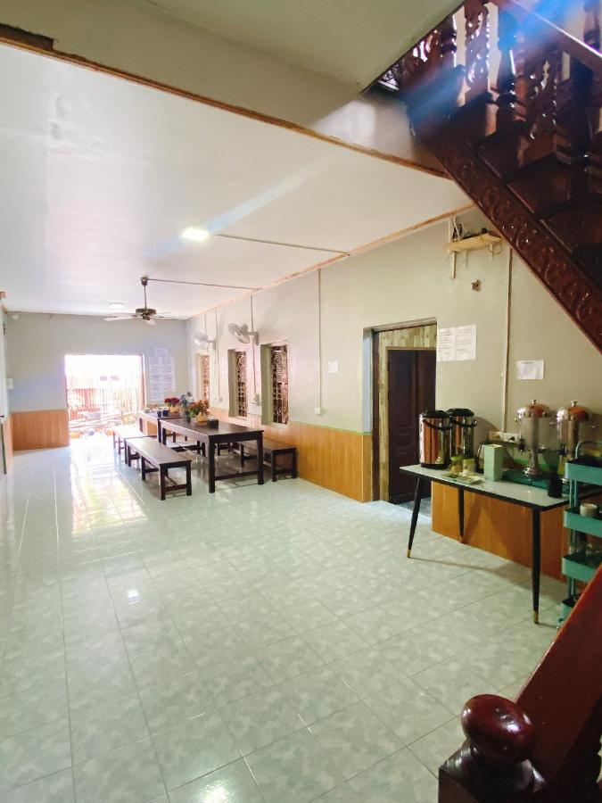 Luang Prabang Hostel Экстерьер фото