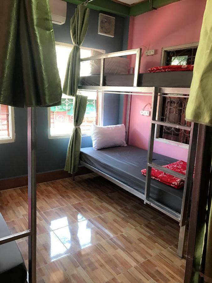Luang Prabang Hostel Экстерьер фото